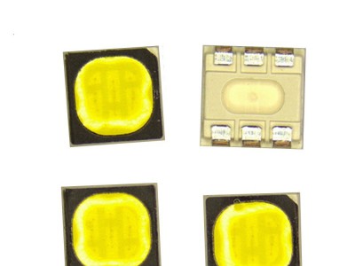 3535黑面白光六脚防水led灯珠0.2W四维明光电图3
